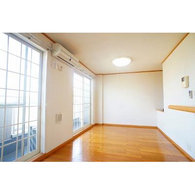セカンドコート 203【管理NO：1-012184401-02030】 ★家具家電は申し込み後に搬入します 2026年09月中旬入居可能の物件写真2
