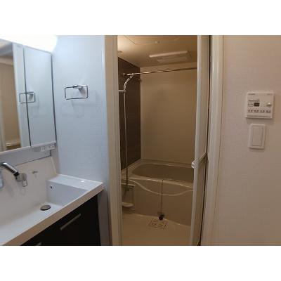 デフィ東川口 202【管理NO：1-023502101-02020】 ★家具家電は申し込み後に搬入しますの物件写真6