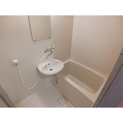 エルディム東郷 101【管理NO：1-001943901-01010】 ★家具家電は申し込み後に搬入します★の物件写真4