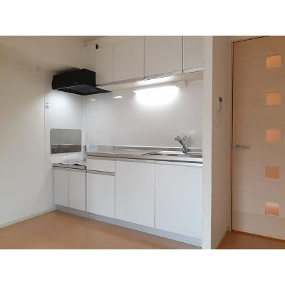 シャトン　ミョル 201【管理NO：1-019009101-02010】 ★家具家電は申し込み後に搬入します 2026年07月中旬入居可能の物件写真3