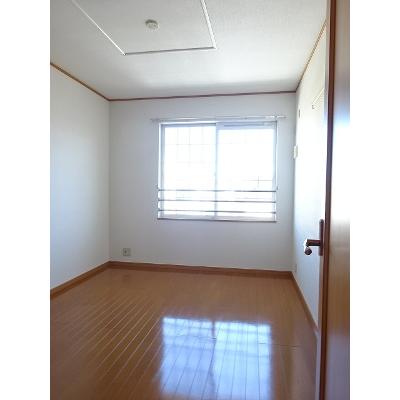 グリーンヴィレッジⅤ 204【管理NO：1-013301701-02040】 ★家具家電は申し込み後に搬入します★ ★2026年10月上旬入居可能★の物件写真2