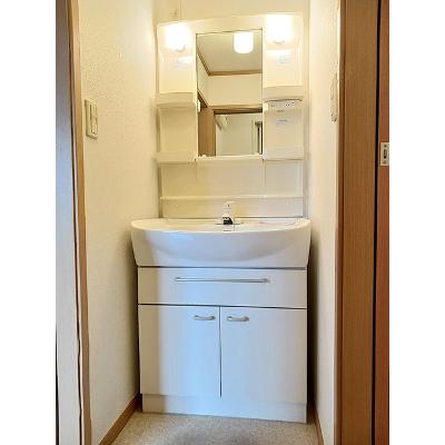 ファミリアⅠ 202【管理NO：1-012297701-02020】 ★家具家電は申し込み後に搬入します★の物件写真6