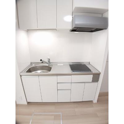 プラネット 102【管理NO：1-028126201-01020】 ★家具家電は申し込み後に搬入します★の物件写真3