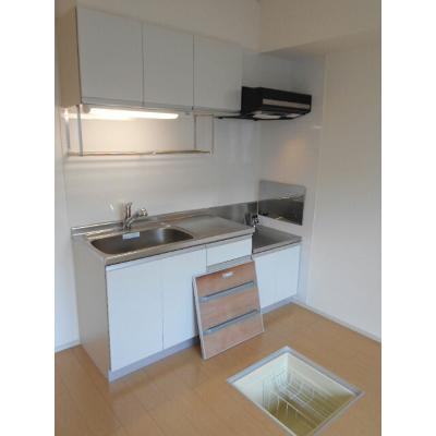 リリーハイツ富竹　Ｂ 102【管理NO：1-017497002-01020】 ★家具家電は申し込み後に搬入します 2026年08月下旬入居可能の物件写真3