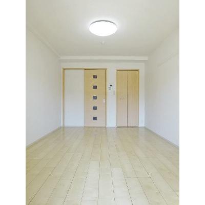 カーサ・ル・コットン 102【管理NO：1-020915201-01020】 ★家具家電は申し込み後に搬入します 2026年07月中旬入居可能の物件写真2