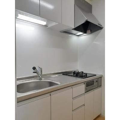 グラース 101【管理NO：1-025497101-01010】 ★家具家電は申し込み後に搬入します 2026年08月中旬入居可能の物件写真3
