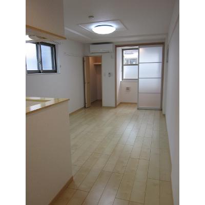 トレス中田 101【管理NO：1-019394901-01010】 ★家具家電は申し込み後に搬入します 2026年08月上旬入居可能の物件写真2