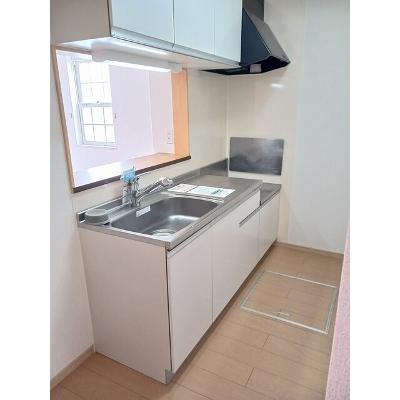 スプランドゥール 101【管理NO：1-016391001-01010】 ★家具家電は申し込み後に搬入しますの物件写真3