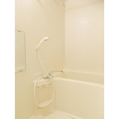 フローラルクラベール 101【管理NO：1-011978301-01010】 ★家具家電は申し込み後に搬入しますの物件写真4