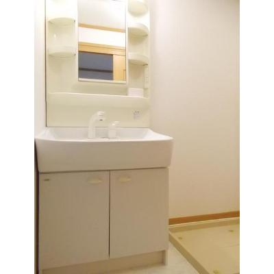 フローラルクラベール 101【管理NO：1-011978301-01010】 ★家具家電は申し込み後に搬入しますの物件写真6