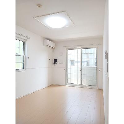 Ｆ．ファイブパインⅠ 105【管理NO：1-017633201-01040】 ★家具家電は申し込み後に搬入しますの物件写真2