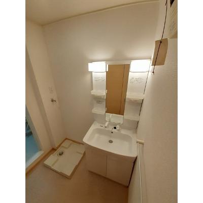 シュープリーム 101【管理NO：1-015891701-01010】 ★家具家電は申し込み後に搬入しますの物件写真6