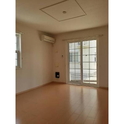 Ｓｏｒｅｌｌａ　Ⅱ 101【管理NO：1-015045902-01010】 ★家具家電は申し込み後に搬入します 2026年08月上旬入居可能の物件写真2
