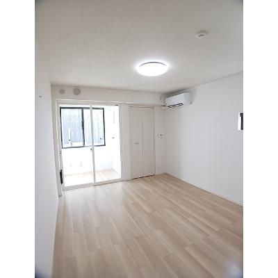 フラン　アビタシオン 105【管理NO：1-028428501-01040】 ★家具家電は申し込み後に搬入します★の物件写真2
