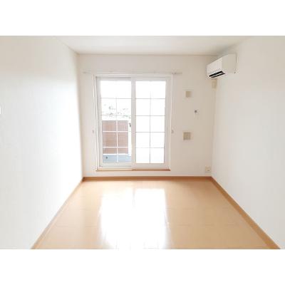 アメノ・カーサ 201【管理NO：1-014831601-02010】 ★家具家電は申し込み後に搬入しますの物件写真2
