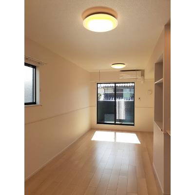 サラバンド 202【管理NO：1-026708802-02020】 ★家具家電は申し込み後に搬入します 2026年07月下旬入居可能の物件写真2