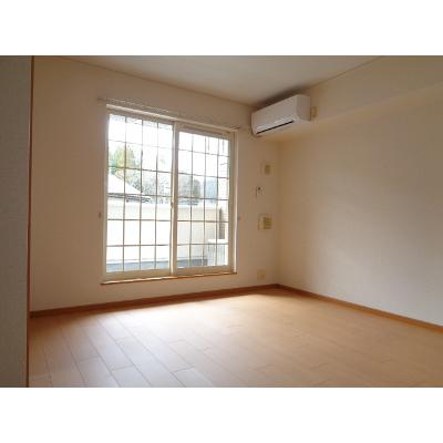 ロマネクス 203【管理NO：1-014340001-02030】 ★家具家電は申し込み後に搬入します 2026年09月中旬入居可能の物件写真2