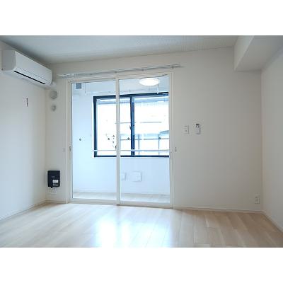 エネルジコ（Ｅｎｅｒｇｉｃｏ） 102【管理NO：1-028576601-01020】 ★家具家電は申し込み後に搬入しますの物件写真2