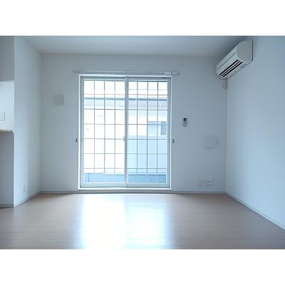 メゾン　グラース 102【管理NO：1-017677801-01020】 ★家具家電は申し込み後に搬入します★の物件写真2