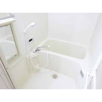 ユングフラウ 101【管理NO：1-011997501-01010】 ★家具家電は申し込み後に搬入します★の物件写真4