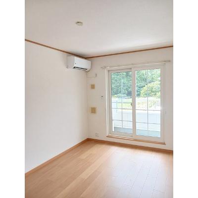 ヴェルデ・ルーチェ　Ａ棟 201【管理NO：1-013160401-02010】 ★家具家電は申し込み後に搬入します 2026年08月上旬入居可能の物件写真2