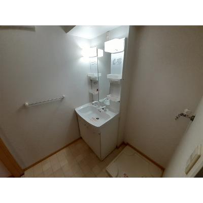 ベル・ヴィオラ 102【管理NO：1-015527601-01020】 ★家具家電は申し込み後に搬入します★ ★2026年10月下旬入居可能★の物件写真6
