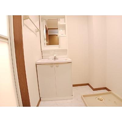 プラードアロージョ 103【管理NO：1-010355101-01030】 ★家具家電は申し込み後に搬入します★の物件写真6