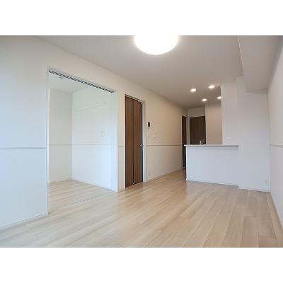 アル・グレース 203【管理NO：1-026814001-02030】 ★家具家電は申し込み後に搬入します★の物件写真2
