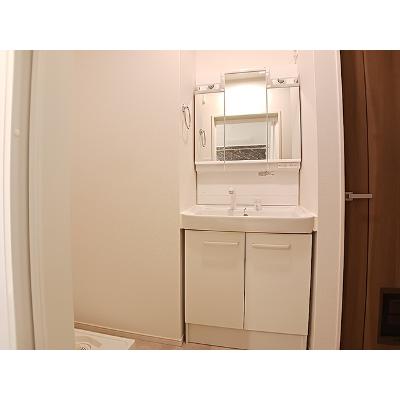 アル・グレース 203【管理NO：1-026814001-02030】 ★家具家電は申し込み後に搬入します★の物件写真6