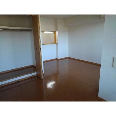 ピーチテラス 202【管理NO：1-014201101-02020】 ★家具家電は申し込み後に搬入します★ ★2026年08月下旬入居可能★の物件写真2
