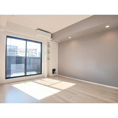 アルバーダ 302【管理NO：1-028240201-03020】 ★家具家電は申し込み後に搬入します★の物件写真2