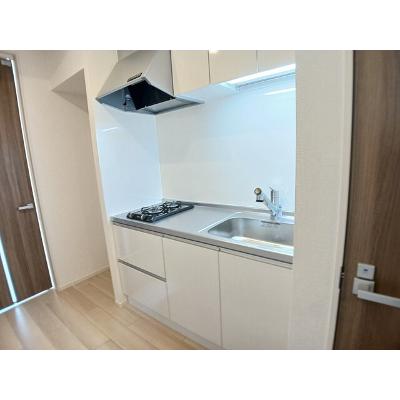 アルバーダ 302【管理NO：1-028240201-03020】 ★家具家電は申し込み後に搬入します★の物件写真3