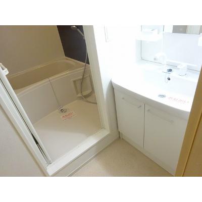 アバンツァート参番館 102【管理NO：1-020616601-01020】 ★家具家電は申し込み後に搬入します 2026年08月中旬入居可能の物件写真6