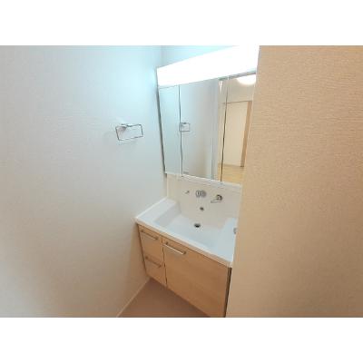 プラム江坂 102【管理NO：1-027220001-01020】 ★家具家電は申し込み後に搬入します★の物件写真6