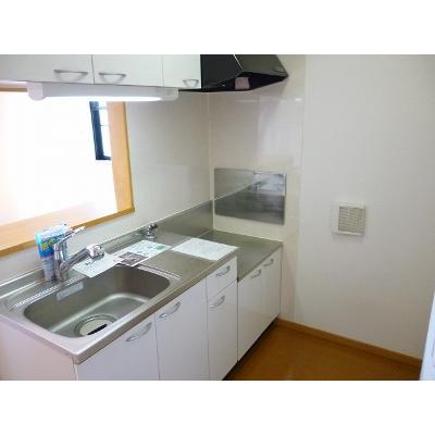 カンフォート　アイ 202【管理NO：1-014468201-02020】 ★家具家電は申し込み後に搬入しますの物件写真3
