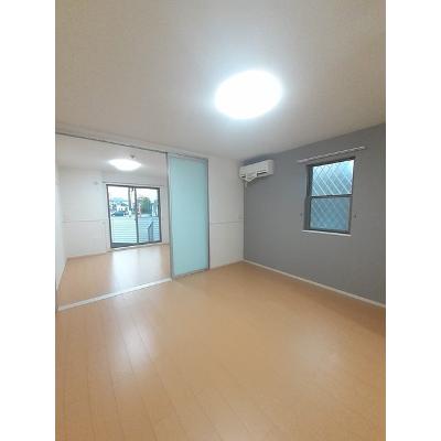 レジデンス光陽 103【管理NO：1-021029001-01030】 ★家具家電は申し込み後に搬入しますの物件写真2