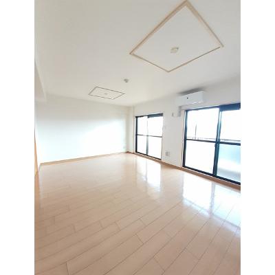 セントレジデンス 706【管理NO：1-012045401-07050】 ★家具家電は申し込み後に搬入します 2026年08月上旬入居可能の物件写真2