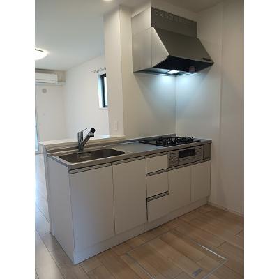 サーレ・ＷＥＳＴ　Ⅲ 101【管理NO：1-026059303-01010】 ★家具家電は申し込み後に搬入します★の物件写真3