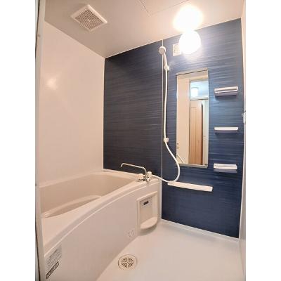 シャイニング・ベル　Ⅱ 102【管理NO：1-014739701-01020】 ★家具家電は申し込み後に搬入します 2026年07月下旬入居可能の物件写真4