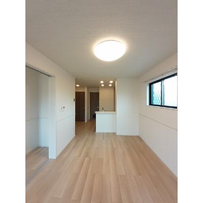 ノース・ヴィオラ・カーサ　Ⅲ 101【管理NO：1-026599603-01010】 ★家具家電は申し込み後に搬入します 2026年07月下旬入居可能の物件写真2
