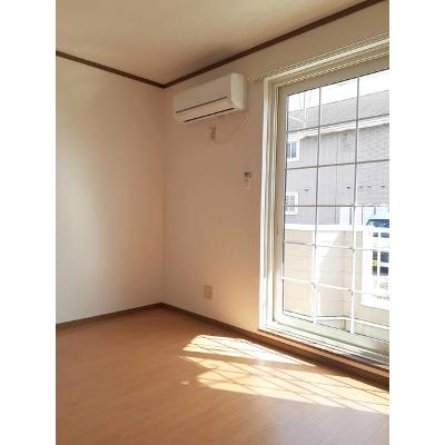ファー　イースト 101【管理NO：1-010492601-01010】 ★家具家電は申し込み後に搬入します 2026年08月上旬入居可能の物件写真2