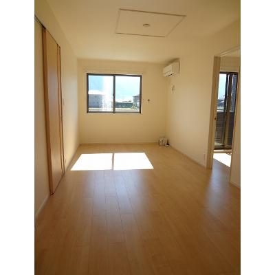 ルミエール　ヴォアレＡ 102【管理NO：1-022712201-01020】 ★家具家電は申し込み後に搬入します 2026年08月下旬入居可能の物件写真2