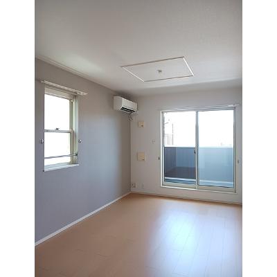 レヴェランスＡ 202【管理NO：1-020202801-02020】 ★家具家電は申し込み後に搬入しますの物件写真2
