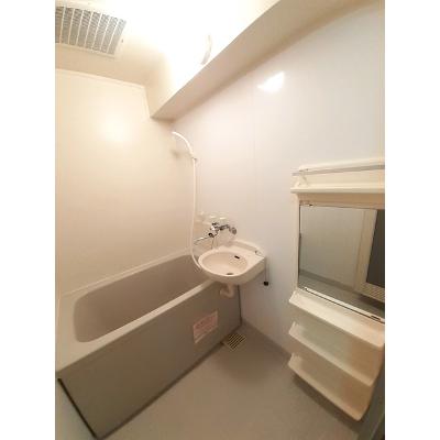 ラムール雅 201【管理NO：1-009561001-02010】 ★家具家電は申し込み後に搬入します★の物件写真4