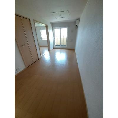 ロータス・ミカド 202【管理NO：1-016246101-02020】 ★家具家電は申し込み後に搬入します 2026年08月下旬入居可能の物件写真2