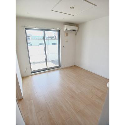 パティオ・ＹＳ 104【管理NO：1-023255101-01040】 ★家具家電は申し込み後に搬入しますの物件写真2