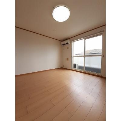 ソレアードＣ棟 203【管理NO：1-012109203-02030】 ★家具家電は申し込み後に搬入します★の物件写真2