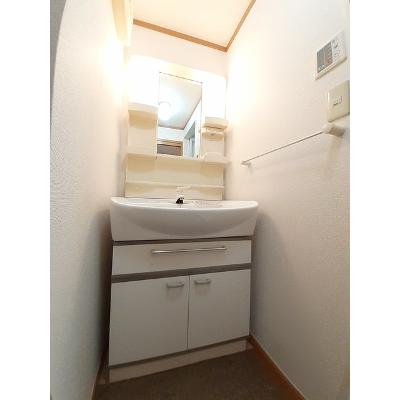 ソレアードＣ棟 203【管理NO：1-012109203-02030】 ★家具家電は申し込み後に搬入します★の物件写真6