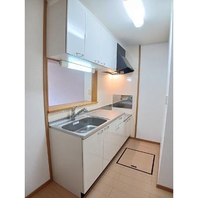 ＹａＭａＴｏ 107【管理NO：1-014370801-01070】 ★家具家電は申し込み後に搬入します★の物件写真3