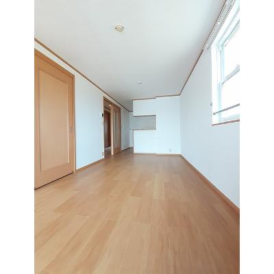 森の時計 205【管理NO：1-013114101-02040】 ★家具家電は申し込み後に搬入しますの物件写真2
